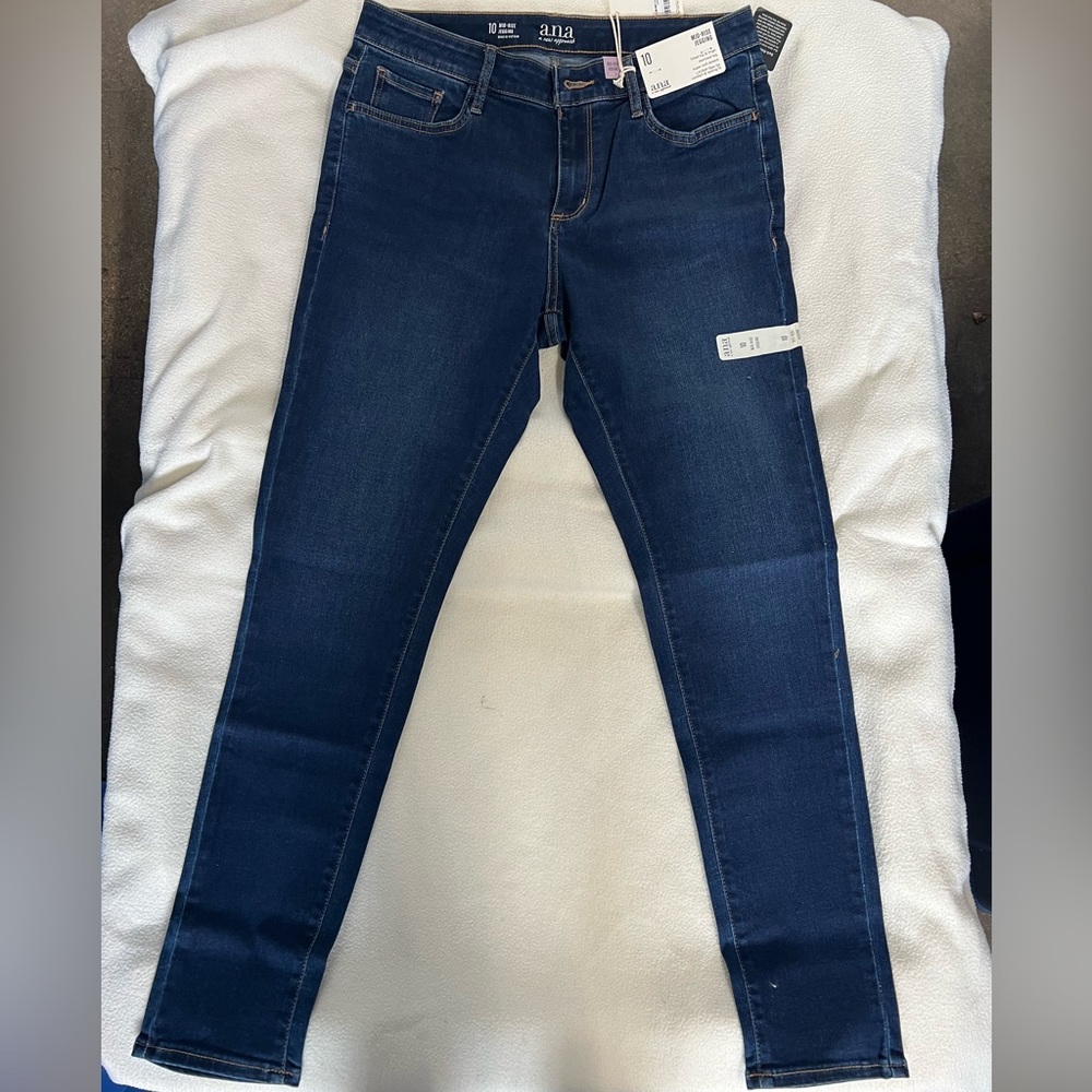 New Ana blue jeans size 10 mid rise jeggings